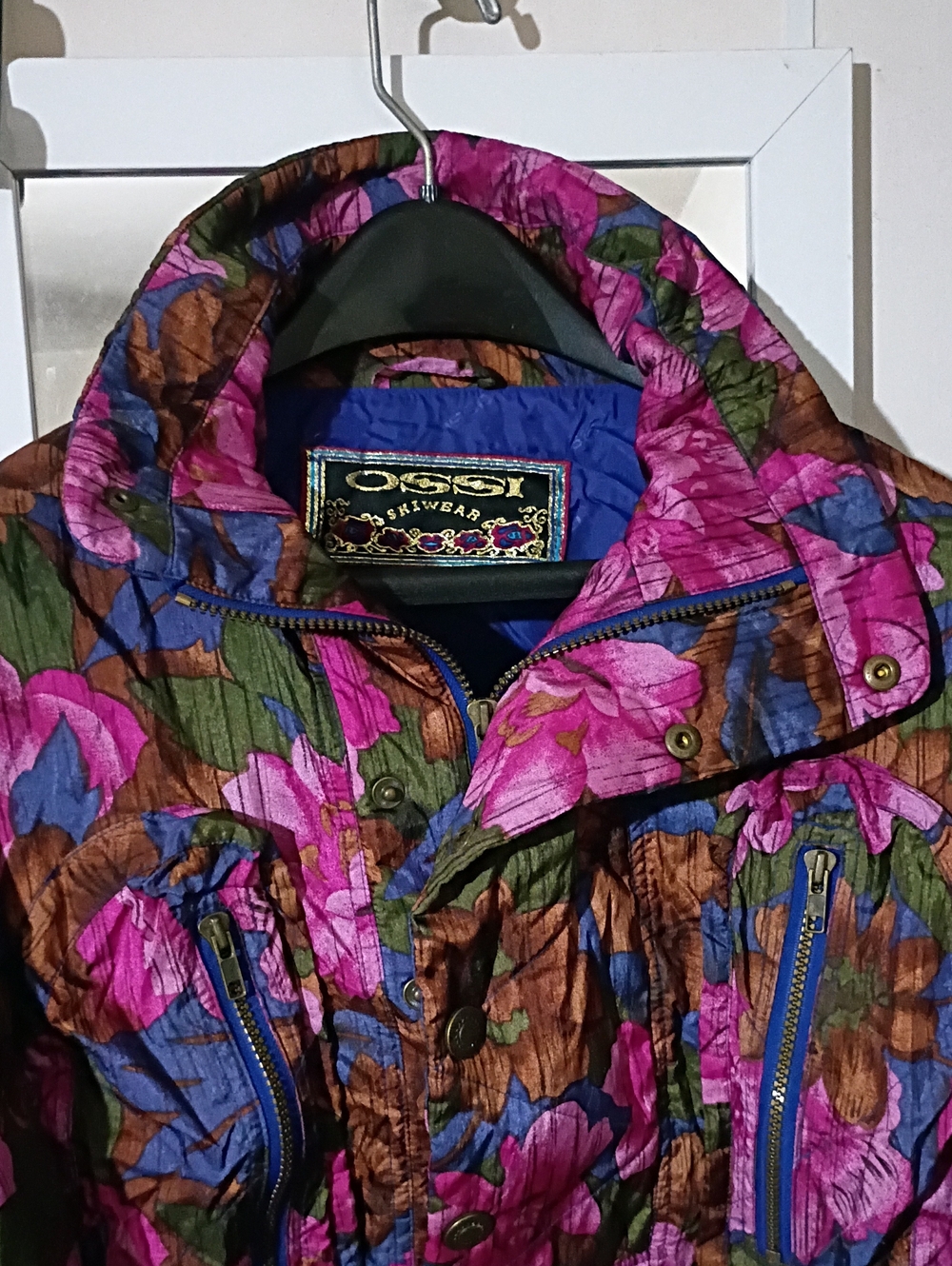 Ossi Bintage Ski Jacket (M) Beautiful  Never Worn.